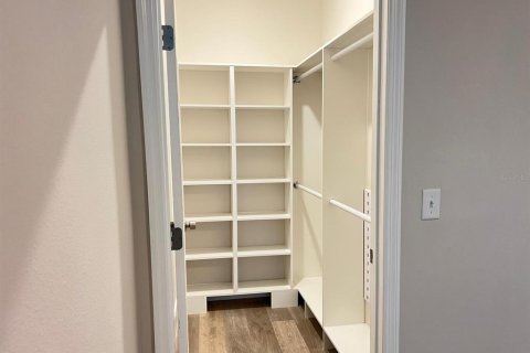 Condo in Orlando, Florida, 1 bedroom  № 2234662 - photo 3