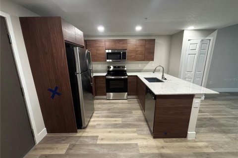 Condo in Orlando, Florida, 1 bedroom  № 2234662 - photo 12