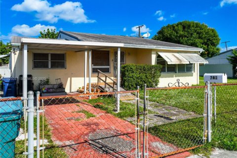 Купить виллу или дом в Майами, Флорида 2 спальни, 127.65м2, № 1987504 - фото 3