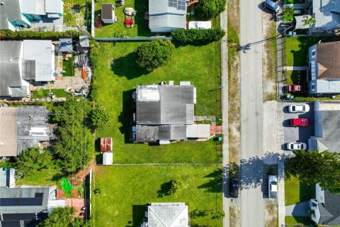 Купить виллу или дом в Майами, Флорида 2 спальни, 127.65м2, № 1987504 - фото 7