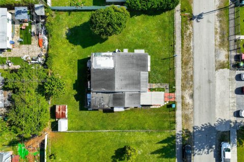 Купить виллу или дом в Майами, Флорида 2 спальни, 127.65м2, № 1987504 - фото 6