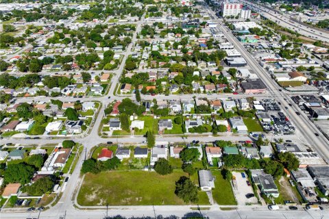 Купить виллу или дом в Майами, Флорида 2 спальни, 127.65м2, № 1987504 - фото 13