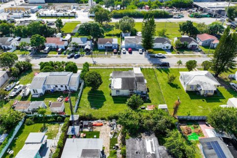 Купить виллу или дом в Майами, Флорида 2 спальни, 127.65м2, № 1987504 - фото 11