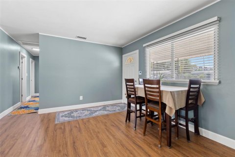 Casa en venta en Saint Petersburg, Florida, 3 dormitorios, 123.75 m2 № 2384062 - foto 11