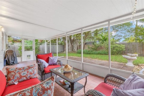Casa en venta en Saint Petersburg, Florida, 3 dormitorios, 123.75 m2 № 2384062 - foto 18