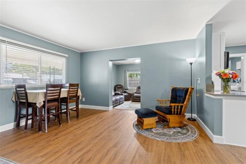 Casa en venta en Saint Petersburg, Florida, 3 dormitorios, 123.75 m2 № 2384062 - foto 7