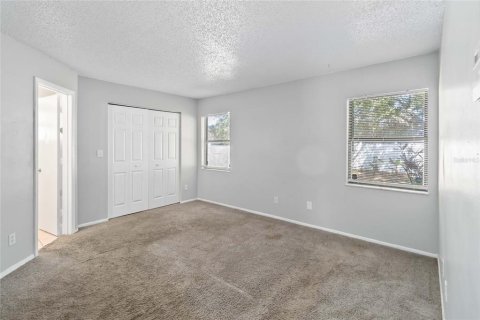Villa ou maison à louer à Kissimmee, Floride: 3 chambres, 170.75 m2 № 2398886 - photo 7