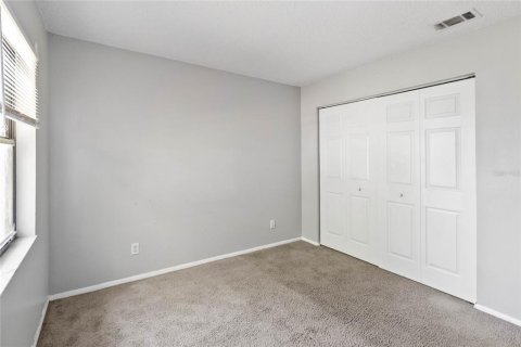 Villa ou maison à louer à Kissimmee, Floride: 3 chambres, 170.75 m2 № 2398886 - photo 14