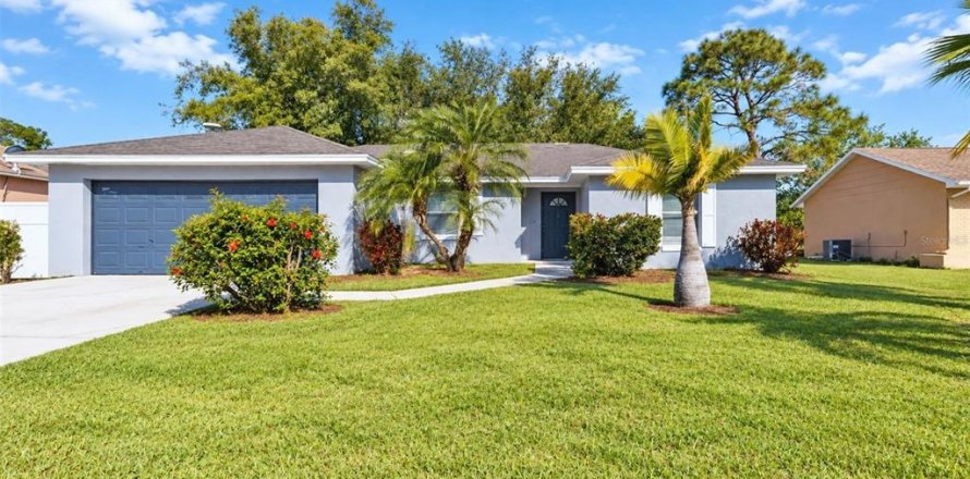 Villa ou maison à Kissimmee, Floride 3 chambres, 170.75 m2 № 2398886