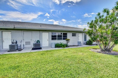 Condo in Delray Beach, Florida, 1 bedroom  № 1819873 - photo 2