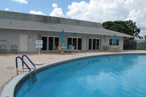 Condo in Delray Beach, Florida, 1 bedroom  № 1819873 - photo 7