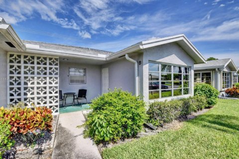 Condo in Delray Beach, Florida, 1 bedroom  № 1819873 - photo 1