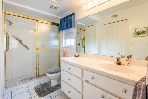 Condominio en alquiler en Lake Suzy, Florida, 3 dormitorios, 125.23 m2 № 242158 - foto 10