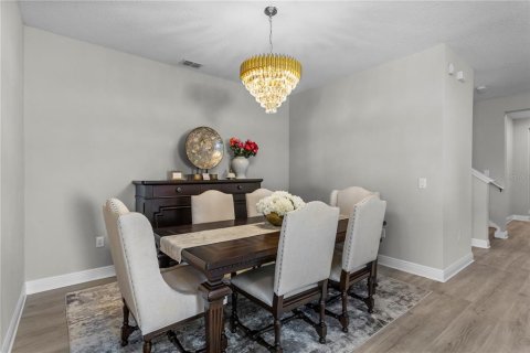 House in Orlando, Florida 4 bedrooms, 248.05 sq.m. № 1616302 - photo 15