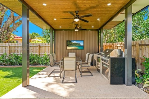 Villa ou maison à louer à Miami, Floride: 3 chambres, 142.88 m2 № 2025184 - photo 30