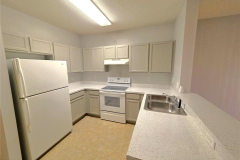 Townhouse in Riverview, Florida 2 bedrooms, 126.35 sq.m. № 1848723 - photo 2