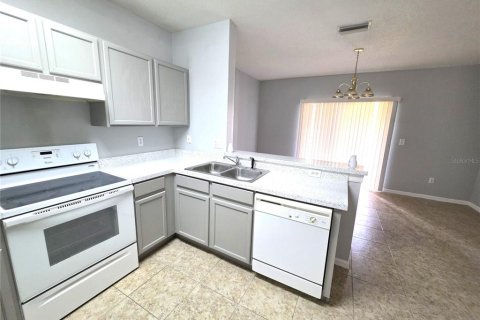 Townhouse in Riverview, Florida 2 bedrooms, 126.35 sq.m. № 1848723 - photo 3