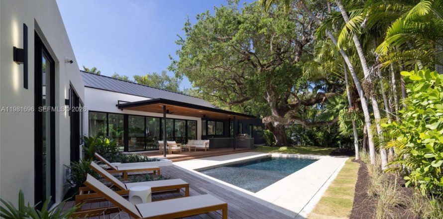 Villa ou maison à Miami, Floride 6 chambres № 2248561