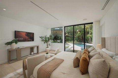 Villa ou maison à vendre à Miami, Floride: 6 chambres № 2248561 - photo 16