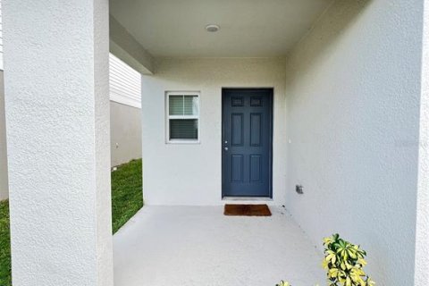 Villa ou maison à vendre à Haines City, Floride: 5 chambres, 235.88 m2 № 2315131 - photo 4