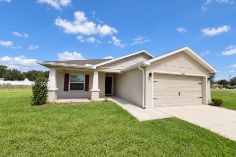 Casa en Ocala, Florida 3 dormitorios, 142.6 m2 № 2348222