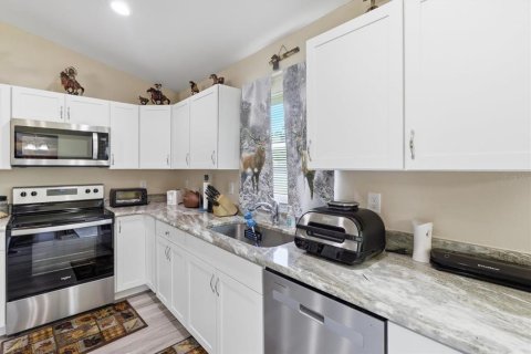 House in Dunnellon, Florida 3 bedrooms, 129.97 sq.m. № 2197838 - photo 14