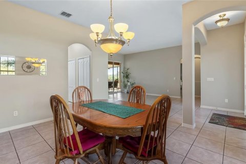 House in Groveland, Florida 5 bedrooms, 379.88 sq.m. № 1574418 - photo 26