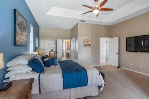House in Groveland, Florida 5 bedrooms, 379.88 sq.m. № 1574418 - photo 17