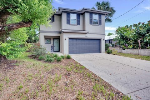 Villa ou maison à vendre à Tampa, Floride: 4 chambres, 174.66 m2 № 1905850 - photo 2