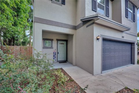 Villa ou maison à vendre à Tampa, Floride: 4 chambres, 174.66 m2 № 1905850 - photo 3