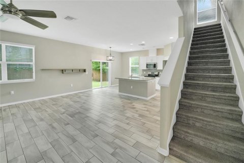 Villa ou maison à vendre à Tampa, Floride: 4 chambres, 174.66 m2 № 1905850 - photo 6