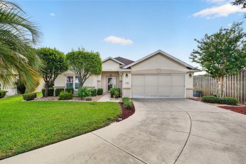 Villa ou maison à Summerfield, Floride 3 chambres, 159.61 m2 № 2347154