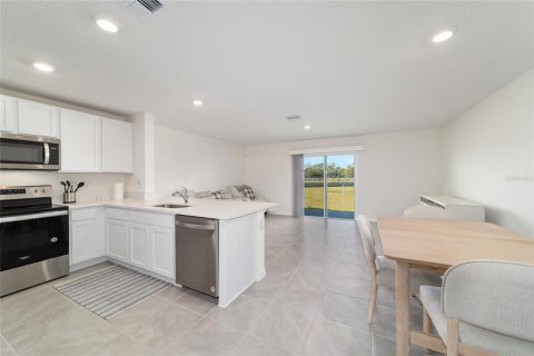 Townhouse in Ocala, Florida 3 bedrooms, 135.45 sq.m. № 1577239 - photo 16