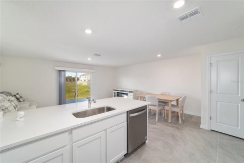 Townhouse in Ocala, Florida 3 bedrooms, 135.45 sq.m. № 1577239 - photo 21