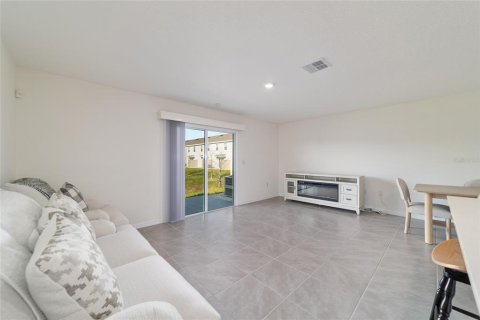 Townhouse in Ocala, Florida 3 bedrooms, 135.45 sq.m. № 1577239 - photo 11