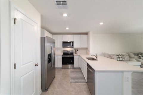 Townhouse in Ocala, Florida 3 bedrooms, 135.45 sq.m. № 1577239 - photo 17