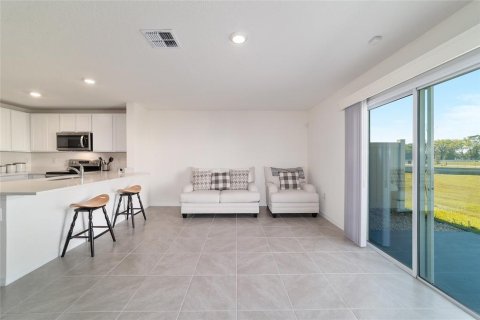 Townhouse in Ocala, Florida 3 bedrooms, 135.45 sq.m. № 1577239 - photo 7