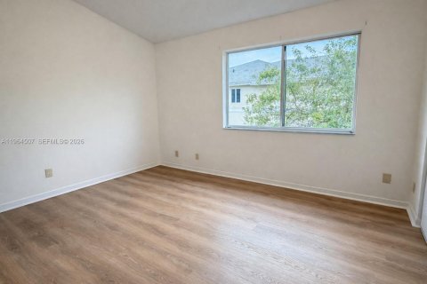 Adosado en alquiler en Miami, Florida, 2 dormitorios, 96.62 m2 № 2025940 - foto 16