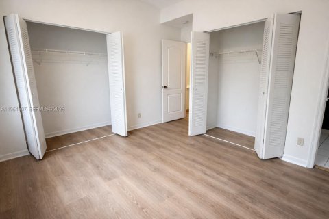 Adosado en alquiler en Miami, Florida, 2 dormitorios, 96.62 m2 № 2025940 - foto 14