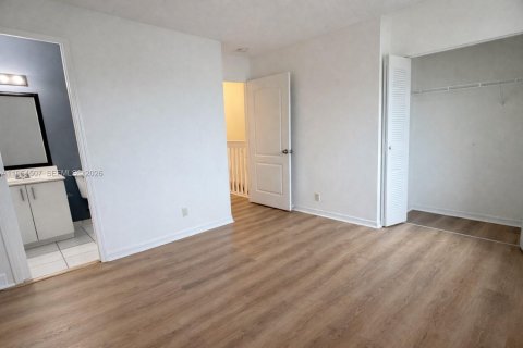 Adosado en alquiler en Miami, Florida, 2 dormitorios, 96.62 m2 № 2025940 - foto 19