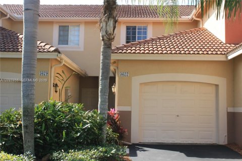 Adosado en Weston, Florida 2 dormitorios, 90.95 m2 № 2078759