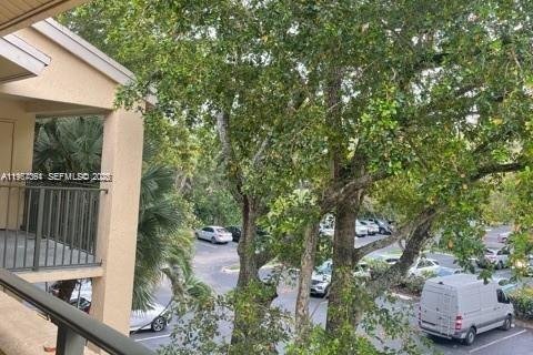 Copropriété à vendre à Sunrise, Floride: 2 chambres, 95.13 m2 № 2081396 - photo 14