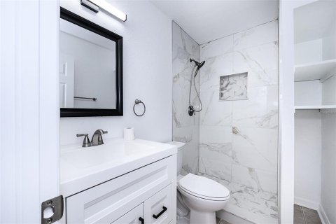 Copropriété à louer à Punta Gorda, Floride: 2 chambres, 98.29 m2 № 2313464 - photo 16