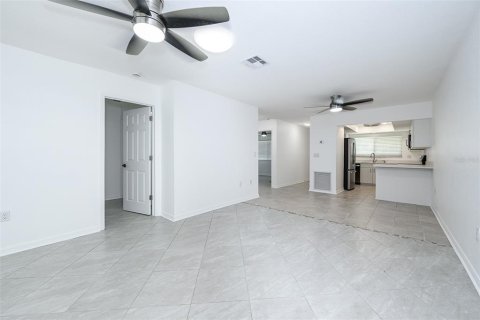 Copropriété à louer à Punta Gorda, Floride: 2 chambres, 98.29 m2 № 2313464 - photo 22
