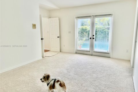 Casa en venta en Miami, Florida, 3 dormitorios № 2432977 - foto 13