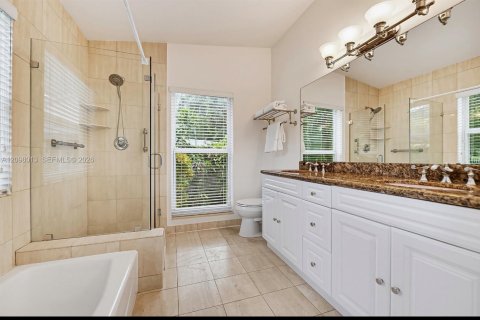 Casa en venta en Miami, Florida, 3 dormitorios № 2432977 - foto 7