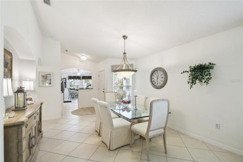 Casa en venta en Kissimmee, Florida, 2 dormitorios, 143.35 m2 № 1914230 - foto 9