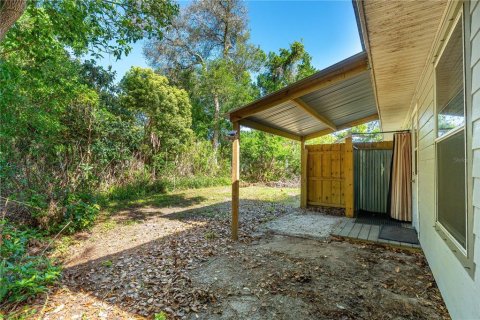House in New Smyrna Beach, Florida 4 bedrooms, 114.64 sq.m. № 2141115 - photo 11