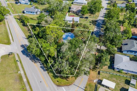 House in New Smyrna Beach, Florida 4 bedrooms, 114.64 sq.m. № 2141115 - photo 30