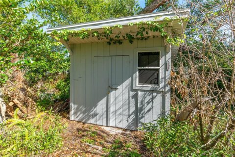 House in New Smyrna Beach, Florida 4 bedrooms, 114.64 sq.m. № 2141115 - photo 28